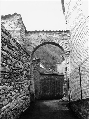 Porta urbica della seconda cinta muraria